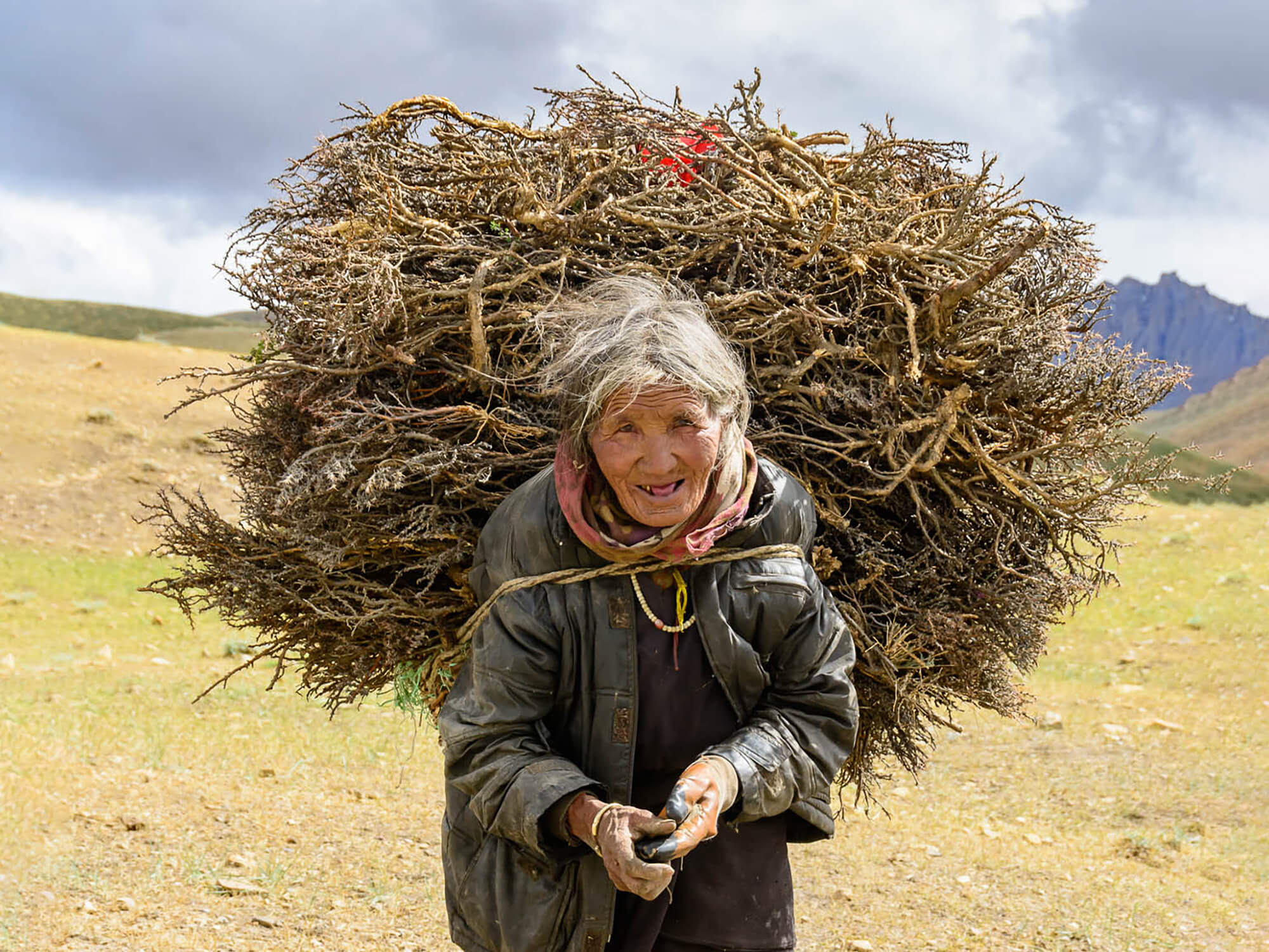 old lady in komic